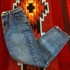 PacSun Vintage Icon Mom Jeans